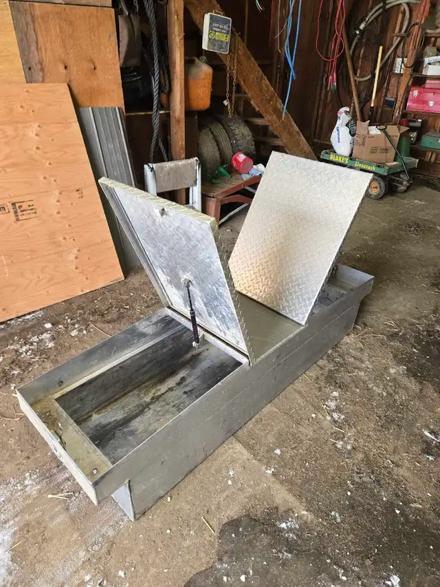 tool box - Photo 2