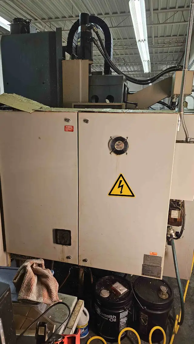 1997 Mazak VTC-16B Vertical Machining Center - Photo 7