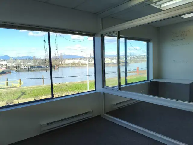 North Richmond strata office/Showroom/Warehouse with river view - Photo 4
