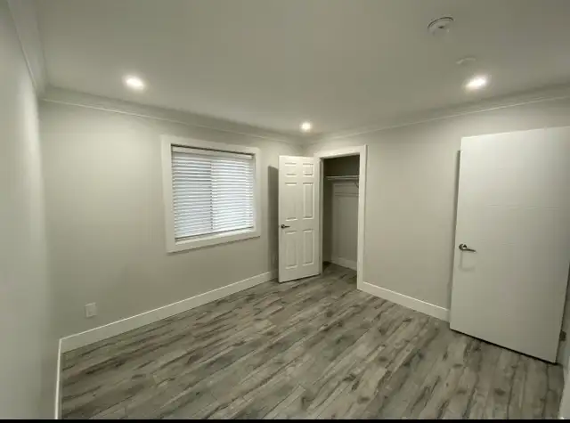2 bedroom ground level basement - Photo 3