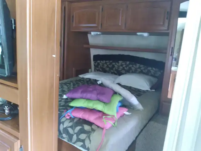 36ft 2013 keystone outback camper trailer,Sale/Trade - Photo 6