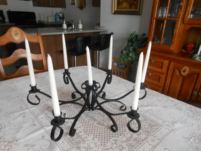 Chandelier en fer forgé - Photo 2