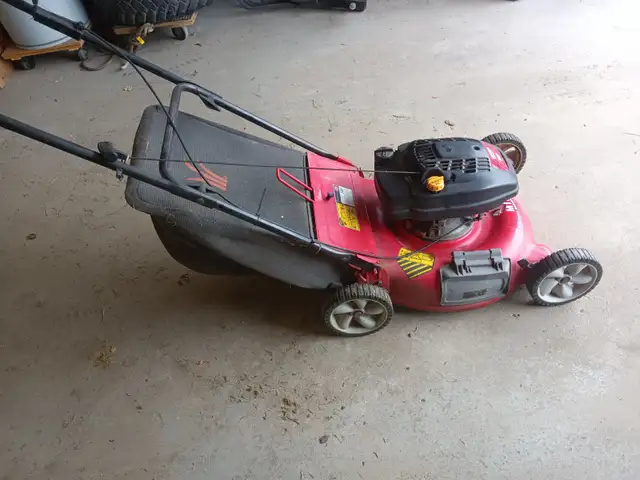 MTD rear bag mower - Photo 3