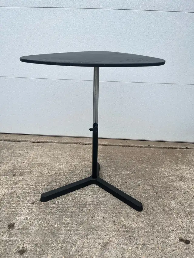 adjustable height table