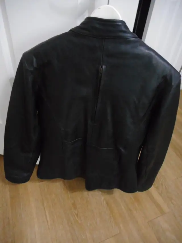 Woman's 2 piece' Select Leather' motorcycle suit Coat XL Chaps L - Photo 2