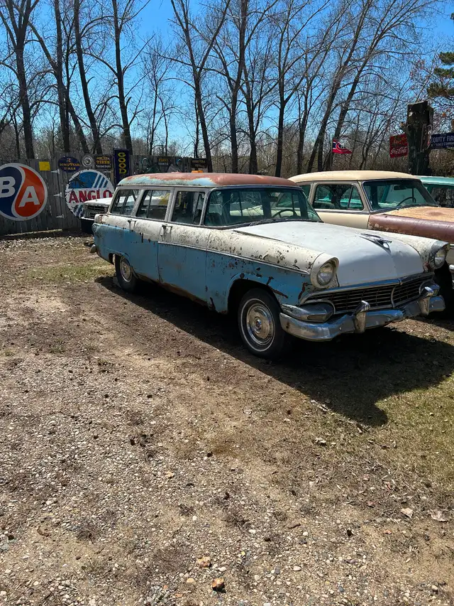 1956 ford station wagon