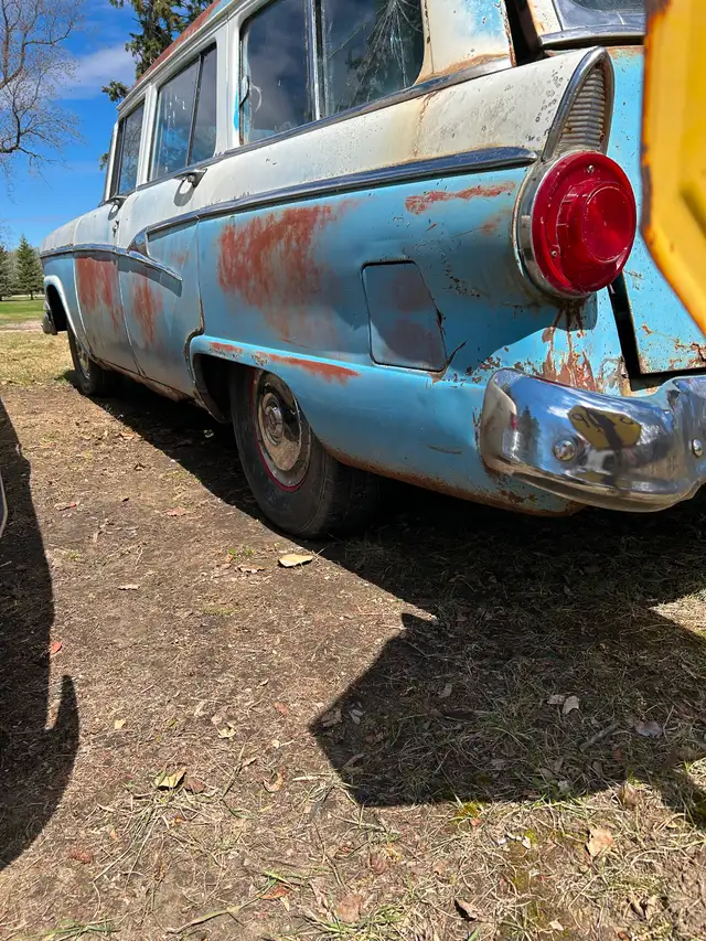 1956 ford station wagon - Photo 4