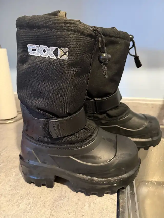 snowmobile boots for kids