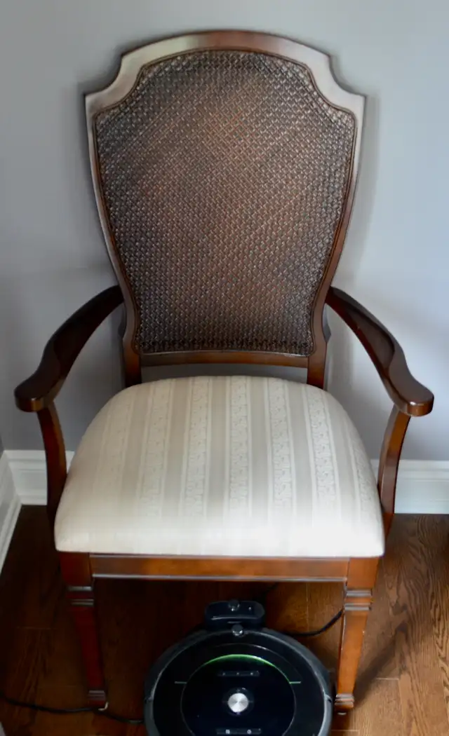 good as new Dining room set - Photo 3