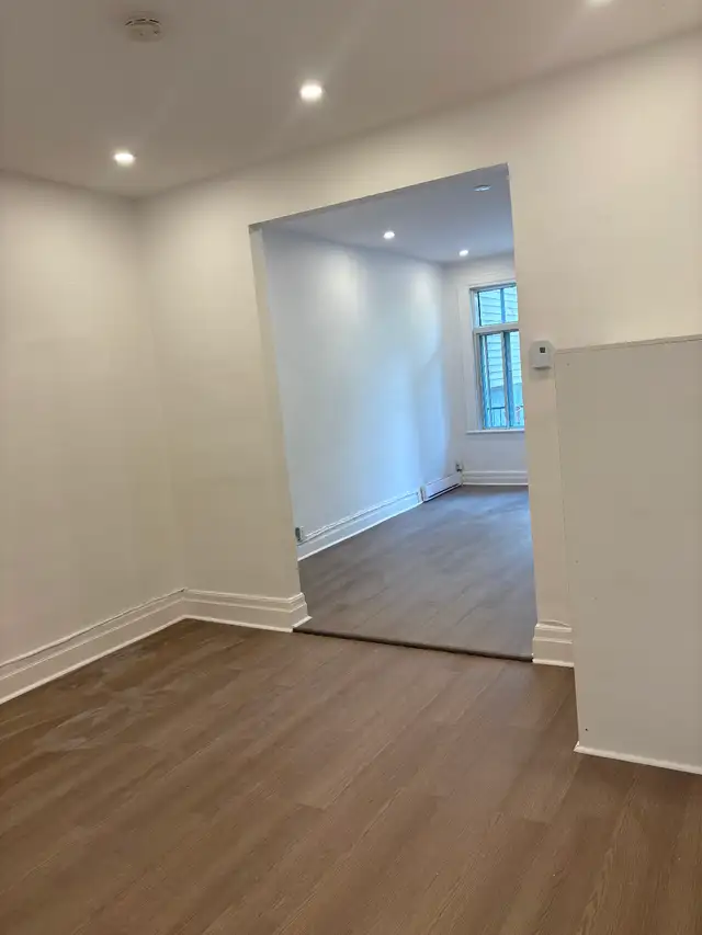 4 1/2 à louer à Rosemont - Photo 2