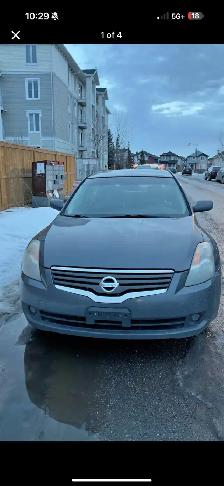 2009 Altima priced to move.