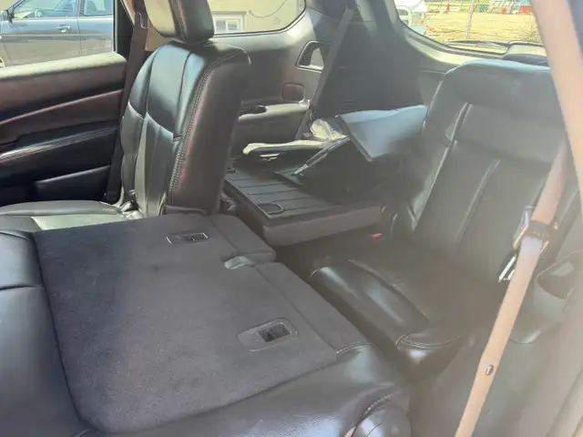 2018 Nissan Pathfinder PLATINUM 4WD - Photo 16