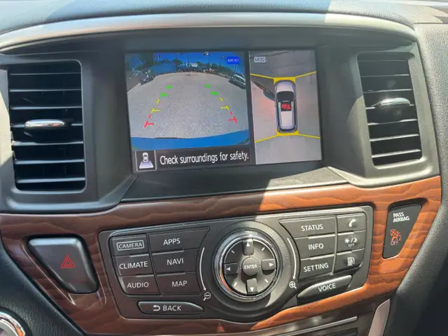 2018 Nissan Pathfinder PLATINUM 4WD - Photo 23