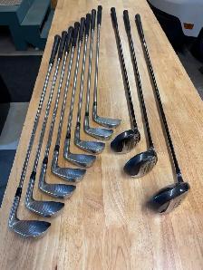 Set (11) of LH custom Golf Clubs