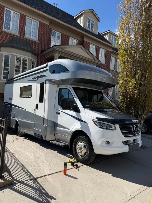 Rv Detailing and Polishing - Photo 4