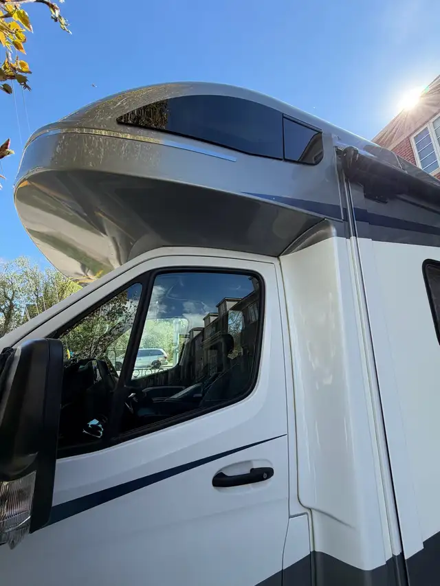 Rv Detailing and Polishing - Photo 5