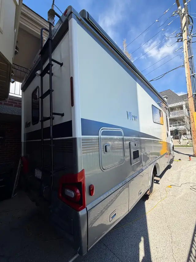 Rv Detailing and Polishing - Photo 6