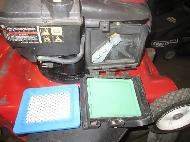 6.75 H/P CRAFTSMAN BRIGGS REPLACEMENT ENGINE WITH ELECTRIC START - Photo 4