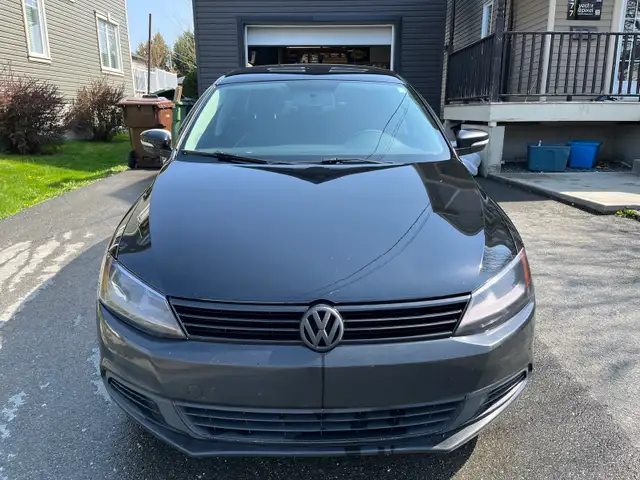 Volkswagen Jetta 2.5 l. 2012 - Photo 2