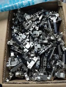 PENTURES CLIP'S HETTICH 110 DEGRÉ AVEC PLAQUE DE MONTAGE