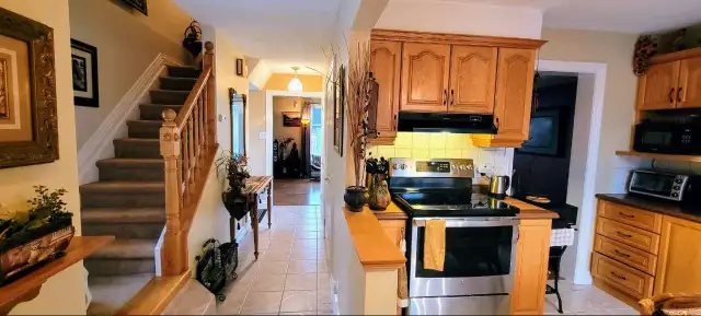 Room to rent in house to share in Gatineau (Aylmer) - Photo 2
