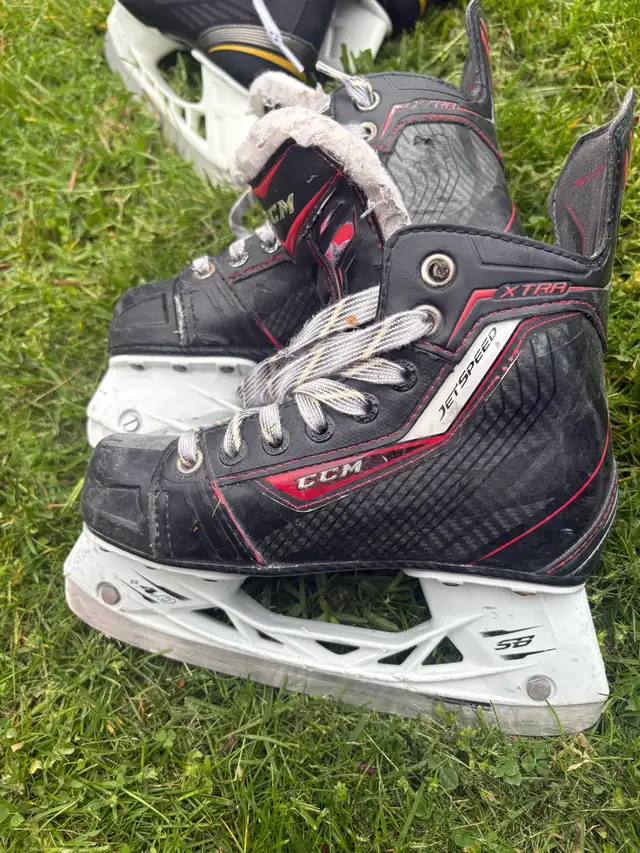 Kids Hockey Skates Used - Photo 4