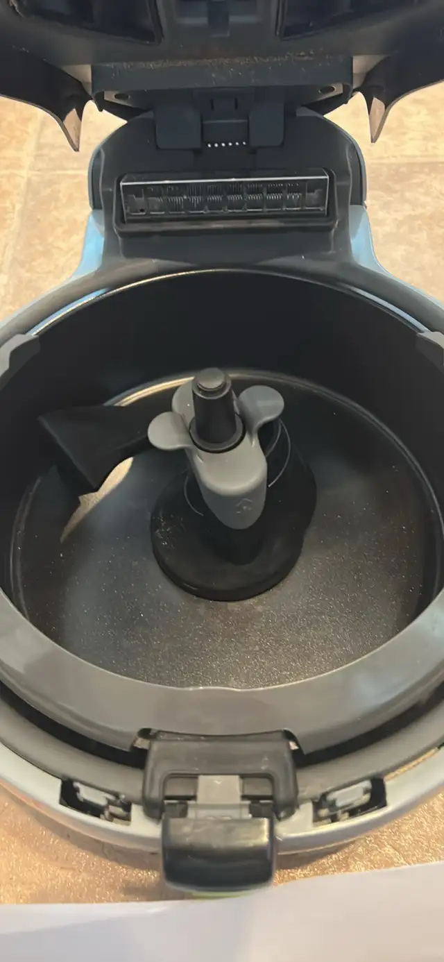 T-fal Actifry Air Fryer - Photo 3