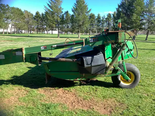 John Deere 925 disc mower conditioner - Photo 3