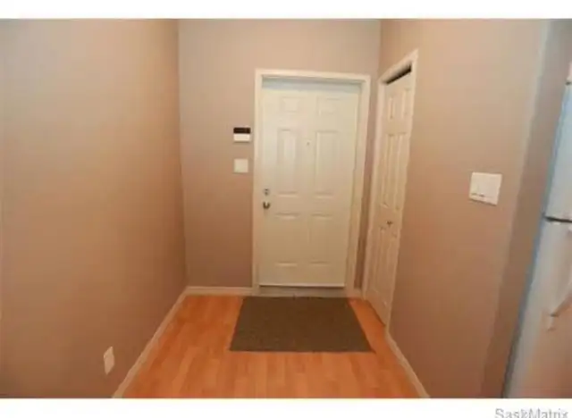 1 Bedroom 1 bathroom Basement Suite - Photo 8