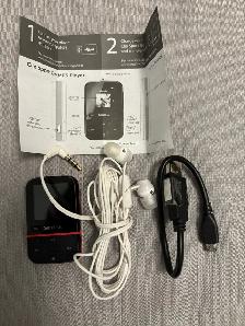 MP3 player by SanDisk - Photo 2