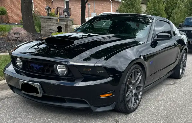 2010 Ford Mustang GT Coupe – Manual – 132,000 km – Mint – Accide