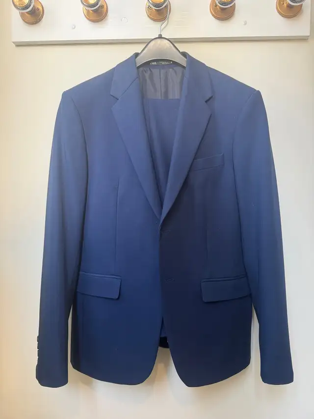 Young men’s suit blazer pants blue slim fit suit size 38
