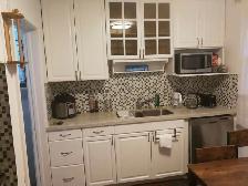 FURNISHED UPSCALE HOUSE 3 BEDROOMS FOR GROUP OF 3 STUDENTS - Photo 5