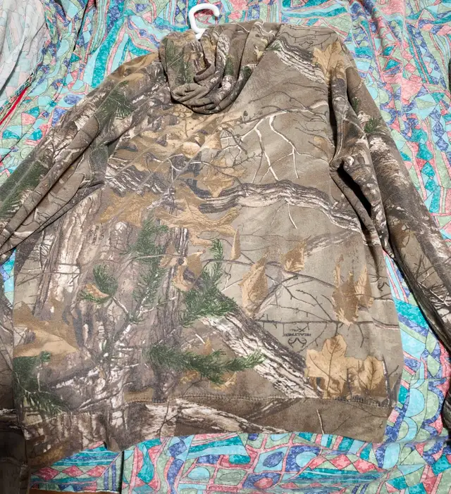 Camo (RealTree) Hoodies - XL - Photo 5