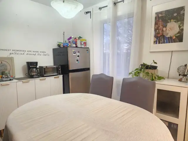 Private room for rent - Photo 5