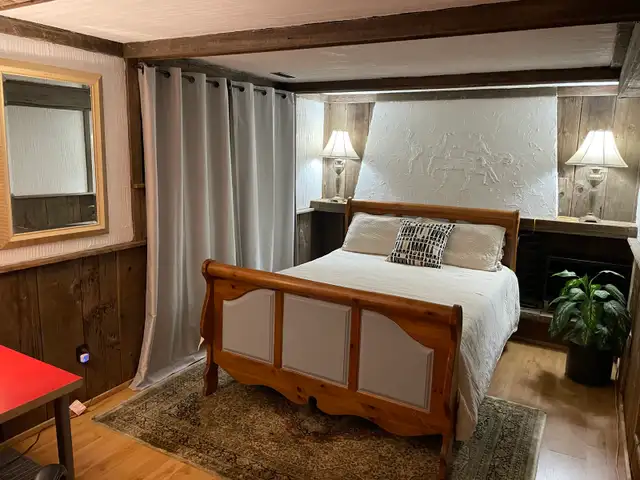 ROOM RENTALS,  BURLINGTON - available June 1 - Photo 5