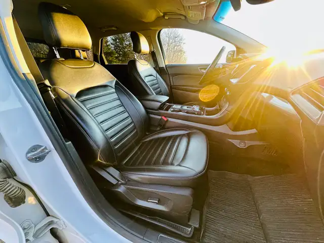 CLEAN▪️2019 Ford Edge AWD Leather No Accidents - Photo 5