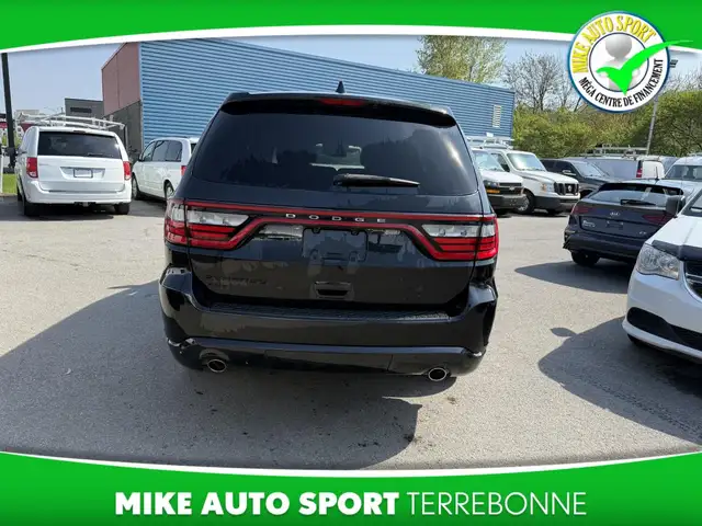 Dodge Durango SXT 215 AWD - Photo 4