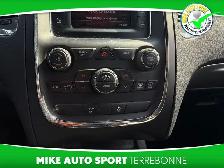 Dodge Durango SXT 215 AWD - Photo 18