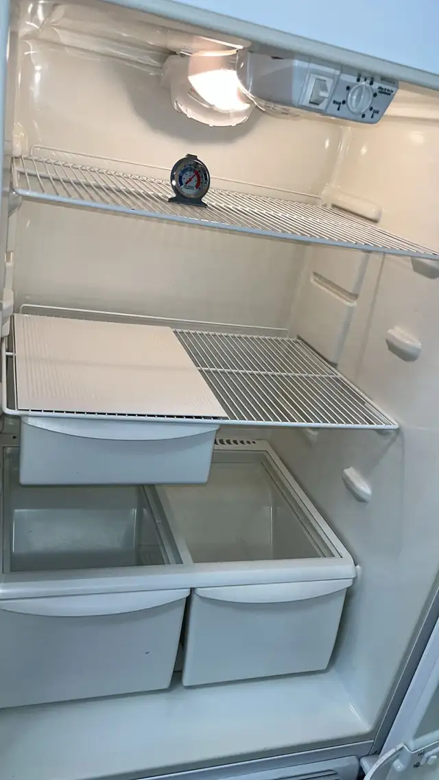 Frigidaire 30" White Refrigerator-30-Day Warranty - Photo 6
