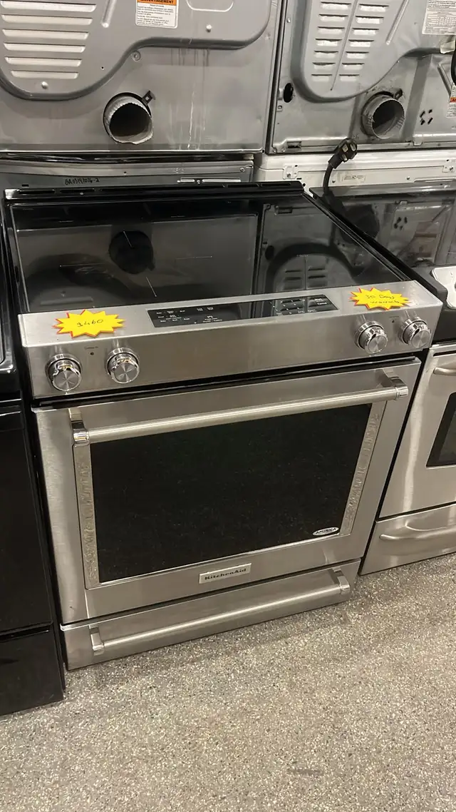 KitchenAid Flat Top 30" Stainless Stell Convection Stove - Photo 2