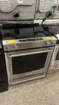 KitchenAid Flat Top 30" Stainless Stell Convection Stove - Photo 2