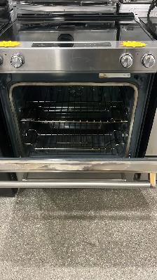 KitchenAid Flat Top 30" Stainless Stell Convection Stove - Photo 4