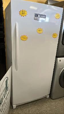 Frigidaire Like New Upright Freezer 21 ft.³ - 32"W-30-Day W - Photo 2