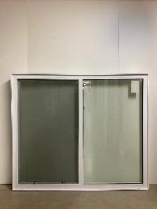 10828CP Fenêtre Coulissante PVC Blanc 2 sect 1 ouv 67 1/2x57 1/2