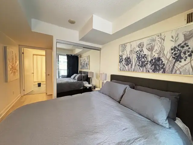 Bay Dundas condo short term - Photo 10