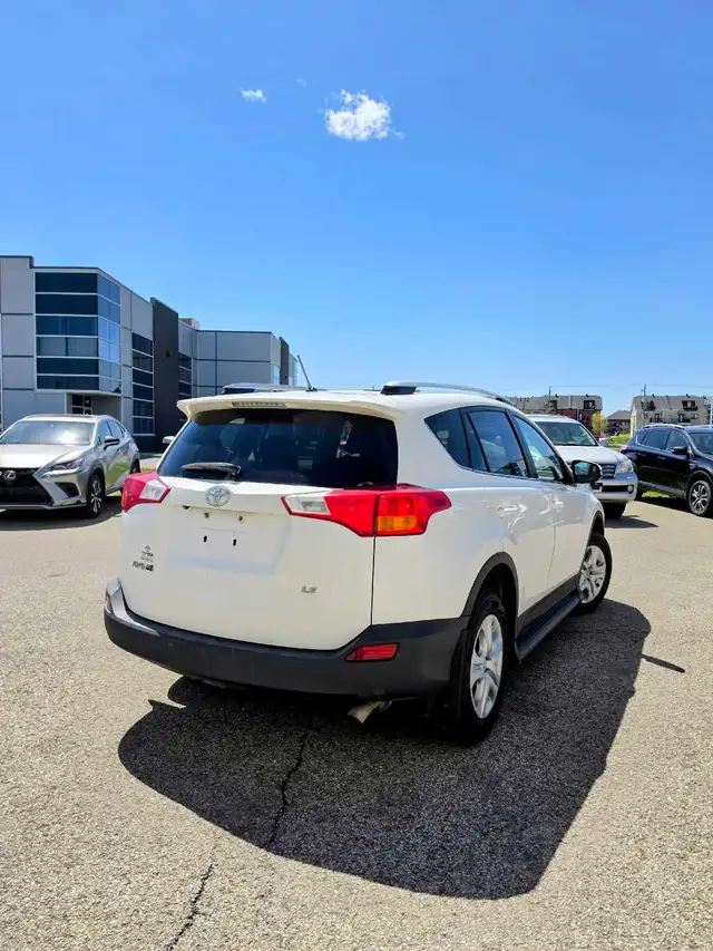 2014 Toyota Rav4 - Photo 5