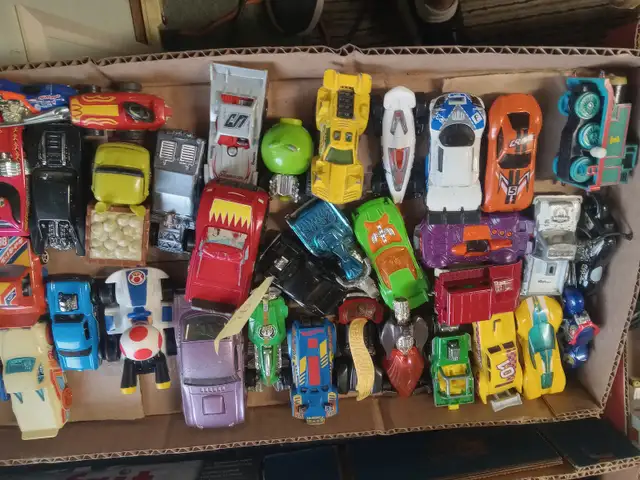 Hot Wheels cars, trucks and tractor collection,- 432 in total - Photo 2