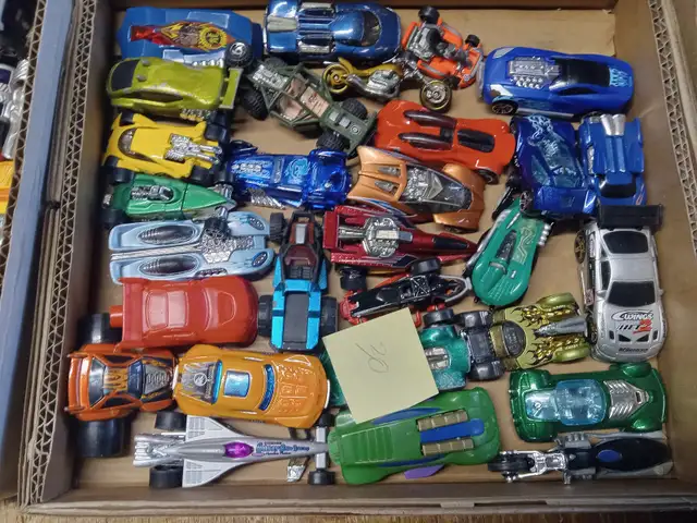 Hot Wheels cars, trucks and tractor collection,- 432 in total - Photo 9