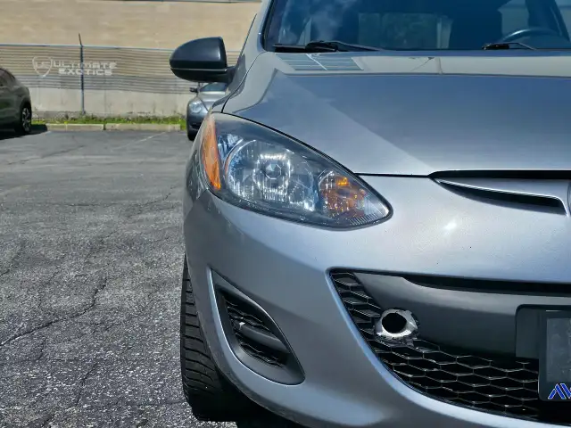 2013 Mazda MAZDA2 GX CLEAN CARFAX5 SPEED MANUAL - Photo 11
